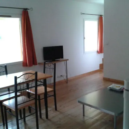 Le Bon Air Est Dans Le Pre Apartment *